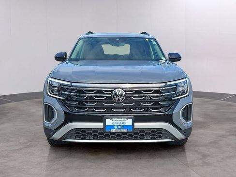 Certified 2026 Volkswagen Atlas Peak Edition AWD/4WD image 2