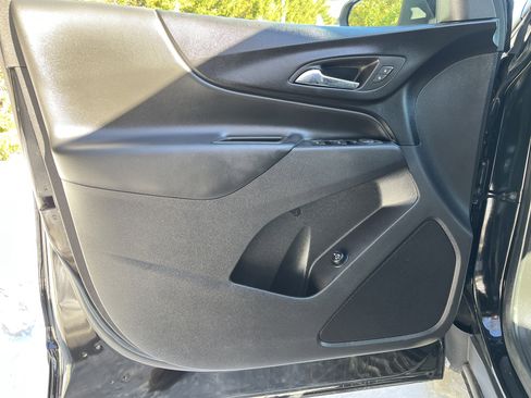 Used 2024 Chevrolet Equinox LT image 14