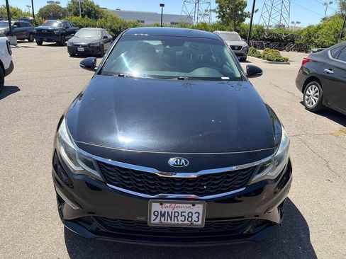Used 2020 Kia Optima LX FWD image 2