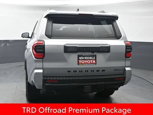 Certified 2026 Toyota 4Runner TRD Off-Road Premium AWD/4WD image 5