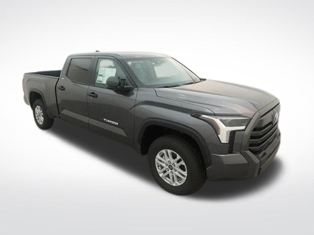 Used 2024 Toyota Tundra SR5 AWD/4WD image 16