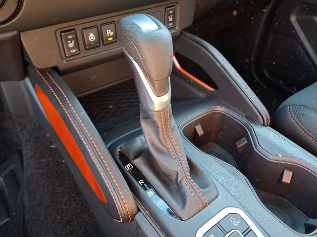 Used 2026 Nissan Frontier PRO-4X AWD/4WD image 15