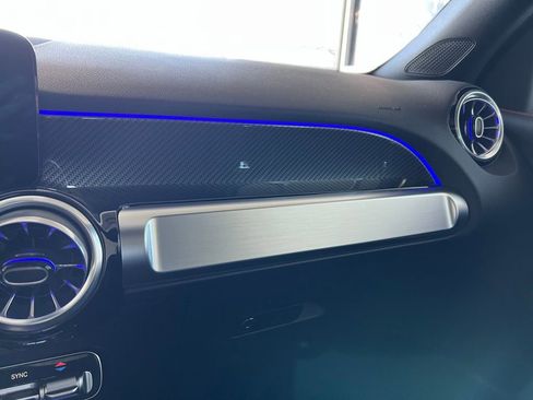 Certified 2025 Mercedes-Benz GLB 250 GLB 250 image 19