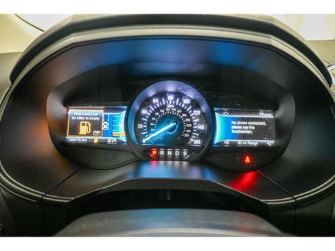 Used 2022 Ford Edge Titanium w/ Class II Trailer Tow Package image 13