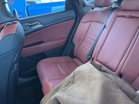 Used 2025 Kia Sportage SX Prestige image 10