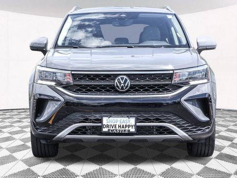 Certified 2023 Volkswagen Taos SE AWD/4WD image 9