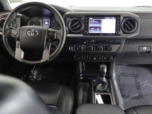Used 2021 Toyota Tacoma TRD Sport w/ TRD Premium Sport Package AWD/4WD image 2