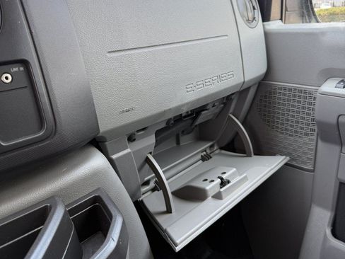 Used 2012 Ford E-150 and Econoline 150 w/ PWR Group RWD image 25