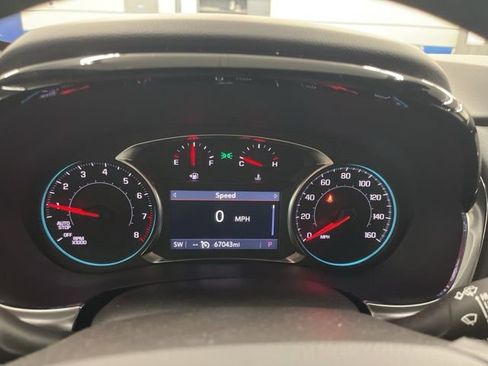 Used 2023 Chevrolet Traverse LT image 19