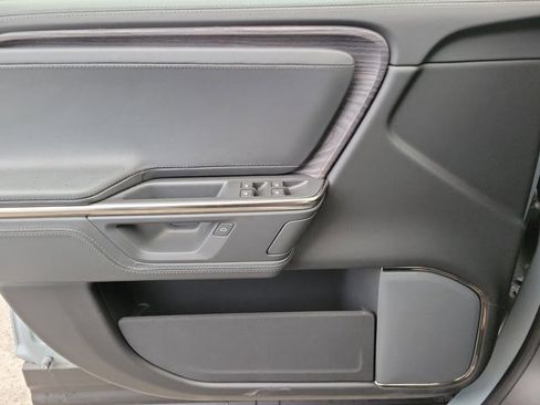 Used 2025 Rivian R1T Adventure image 27