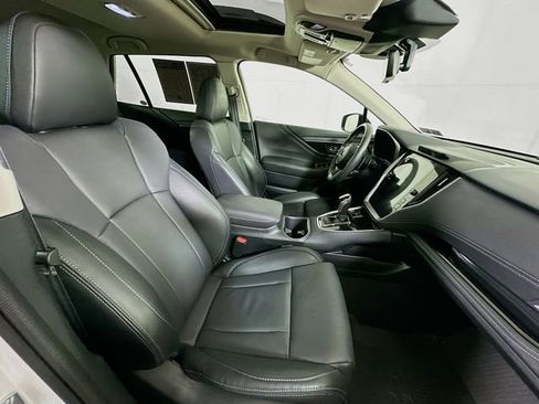 Used 2025 Subaru Outback Limited image 30