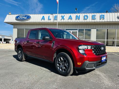 New 2026 Ford Maverick XLT image 2
