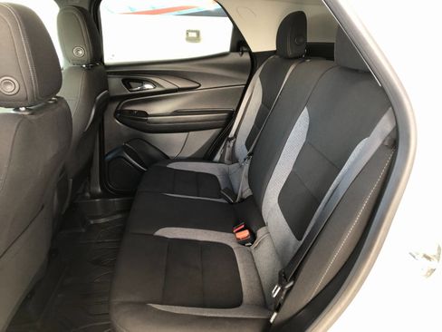 Certified 2023 Chevrolet TrailBlazer LT w/ LPO, Blackout Package image 12