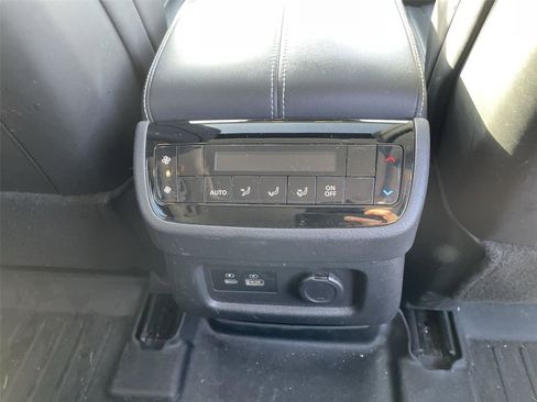 Used 2022 INFINITI QX60 Luxe w/ Cargo Package image 32