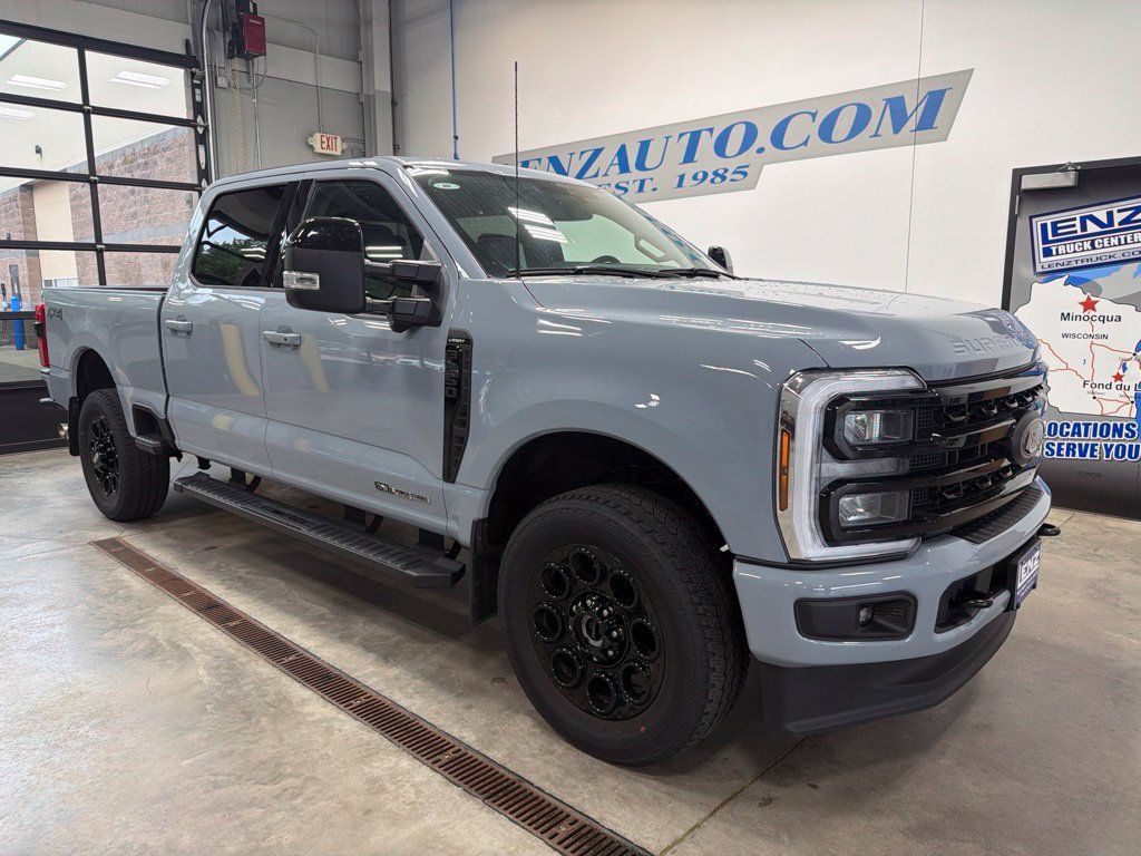Used 2024 Ford F250 Lariat w/ Black Appearance Package AWD/4WD image 2