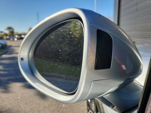 New 2026 Porsche Macan S image 16