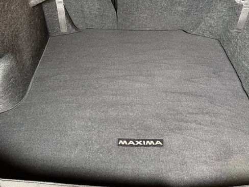 Used 2016 Nissan Maxima Platinum w/ Interior Lighting Package image 24