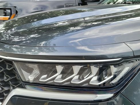 Used 2023 Kia Sorento LX FWD image 9