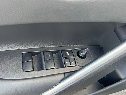 Certified 2026 Toyota Corolla Cross XSE w/ Convenience Package image 12