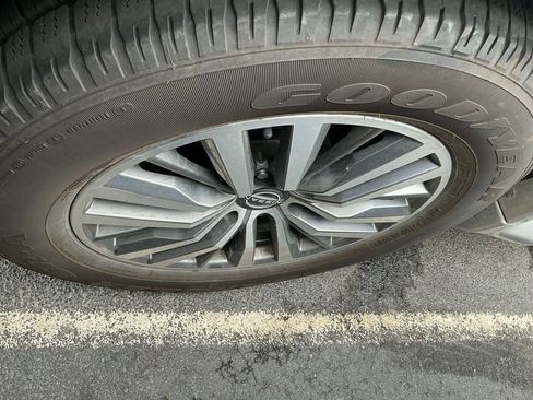 Used 2022 Nissan Armada SL image 10