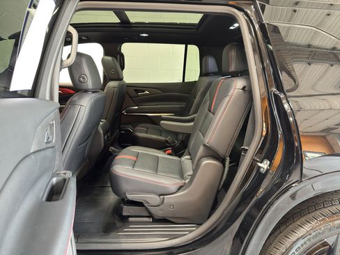 Used 2026 Chevrolet Traverse RS w/ LPO, Floor Liner Package AWD/4WD image 12