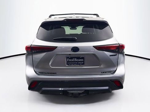 Used 2023 Toyota Highlander Limited AWD/4WD image 8