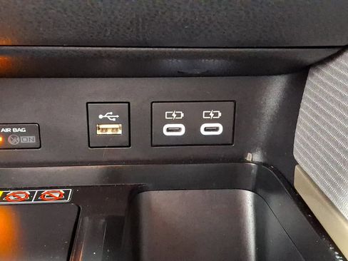 Used 2026 Toyota Camry SE image 23