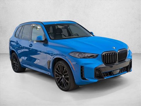 Used 2026 BMW X5 xDrive40i w/ Executive Package AWD/4WD image 3