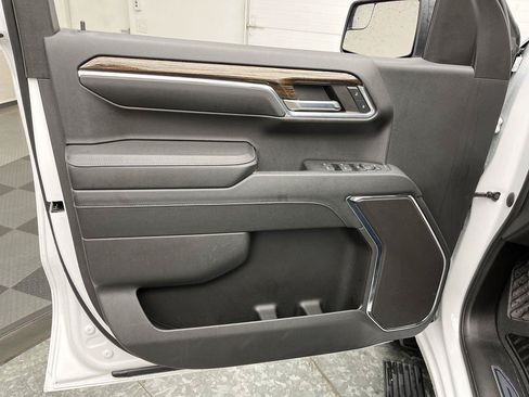 Certified 2024 GMC Sierra 1500 Elevation AWD/4WD image 8