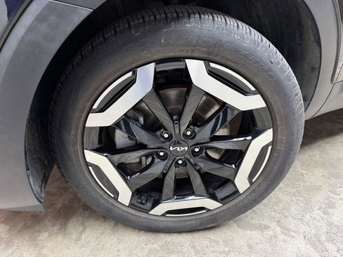 Used 2023 Kia Telluride S AWD/4WD image 32