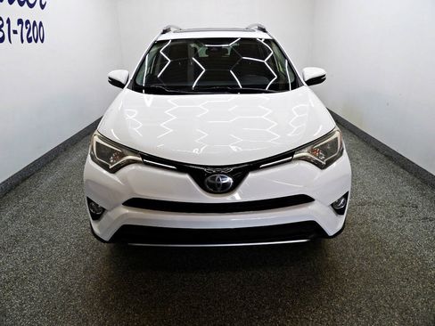 Used 2018 Toyota RAV4 XLE w/ Plus Extra Value Package AWD/4WD image 2