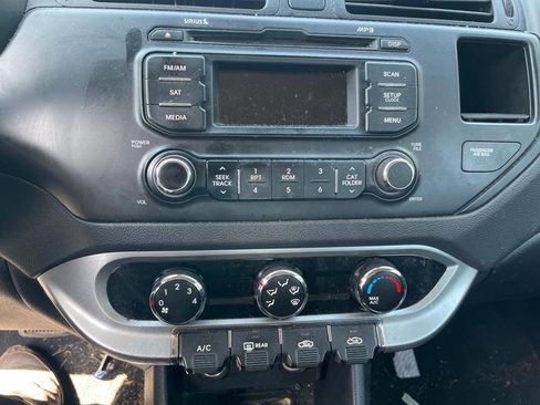 Used 2013 Kia Rio LX FWD image 34