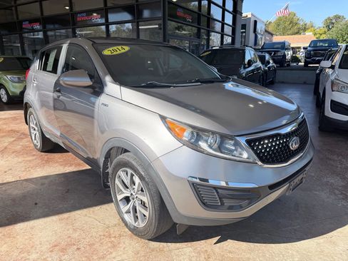 Used 2014 Kia Sportage LX image 1