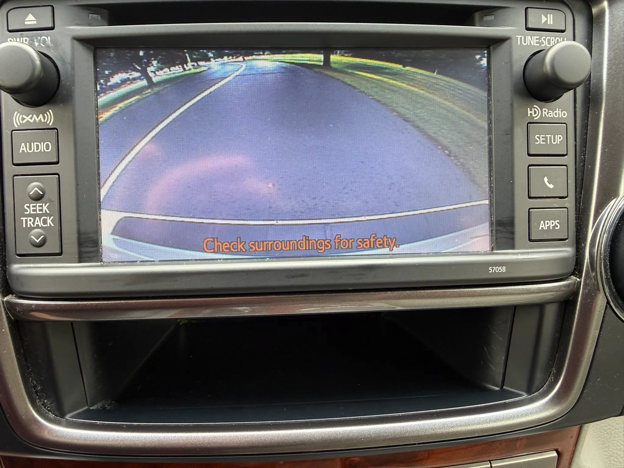 Used 2013 Toyota Highlander Limited AWD/4WD image 11
