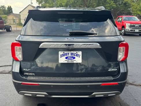 Used 2022 Ford Explorer XLT w/ Equipment Group 202A AWD/4WD image 26