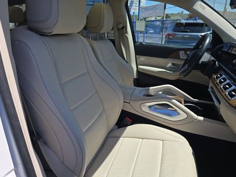 Used 2022 Mercedes-Benz GLE 350 w/ Premium Package image 11