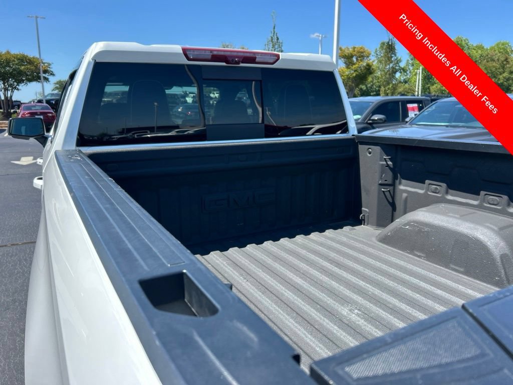 Used 2025 GMC Sierra 1500 AT4X AWD/4WD image 17