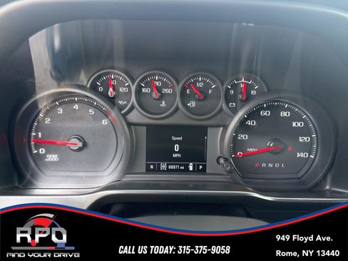 Used 2020 Chevrolet Silverado 1500 Custom w/ Custom Value Package AWD/4WD image 19
