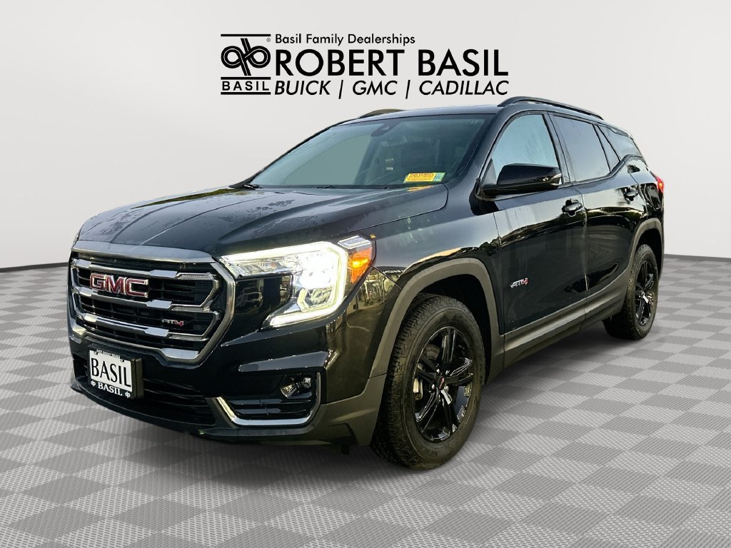Used 2024 GMC Terrain AT4 AWD/4WD image 1