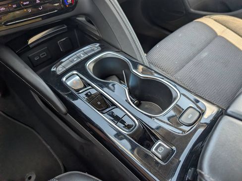 Used 2022 Buick Envision Preferred w/ Safety Package FWD image 16