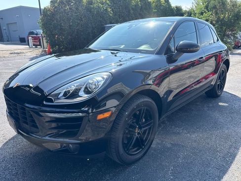 Used 2017 Porsche Macan S AWD/4WD image 1