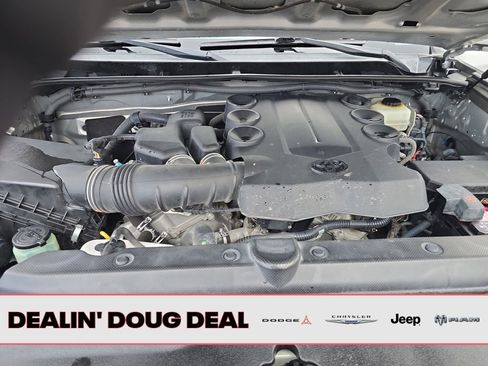 Used 2013 Toyota 4Runner SR5 image 21