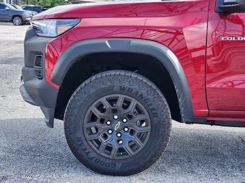 Used 2026 Chevrolet Colorado Trail Boss AWD/4WD image 9
