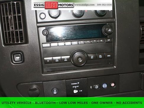 Used 2018 Chevrolet Express 3500 w/ Power Convenience Package image 21