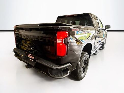 Used 2021 Chevrolet Silverado 1500 LT Trail Boss AWD/4WD image 6