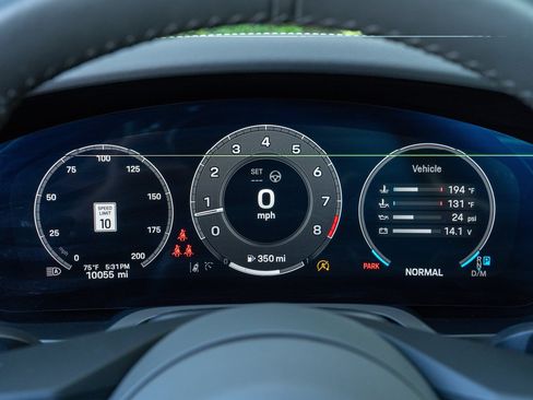 Certified 2025 Porsche 911 Carrera RWD image 26