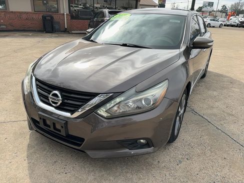 Used 2016 Nissan Altima 2.5 SL w/ 2.5 Technology w/LED Package image 1