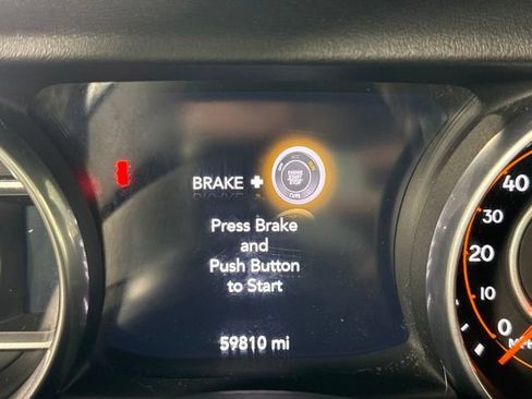 Used 2018 Jeep Wrangler Unlimited Sahara w/ Cold Weather Group AWD/4WD image 20