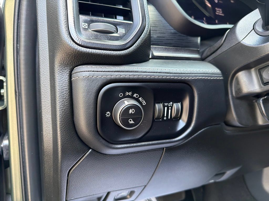 Used 2024 RAM 2500 Rebel w/ Towing Technology Group AWD/4WD image 16