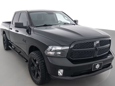 Used 2018 RAM 1500 Express w/ Black Ram 1500 Express Group image 1